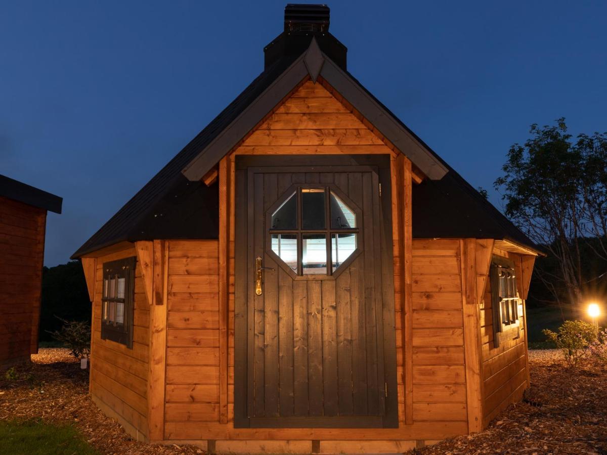 Weedingshall Lodges Falkirk Exteriör bild