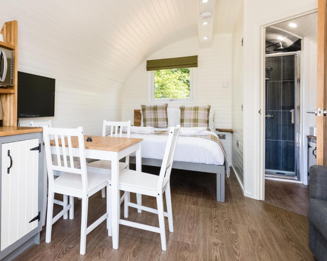 Weedingshall Lodges Falkirk Exteriör bild
